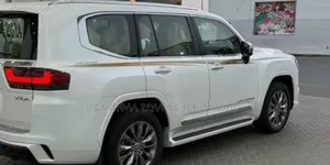 New Toyota Land Cruiser 2024 Ivory