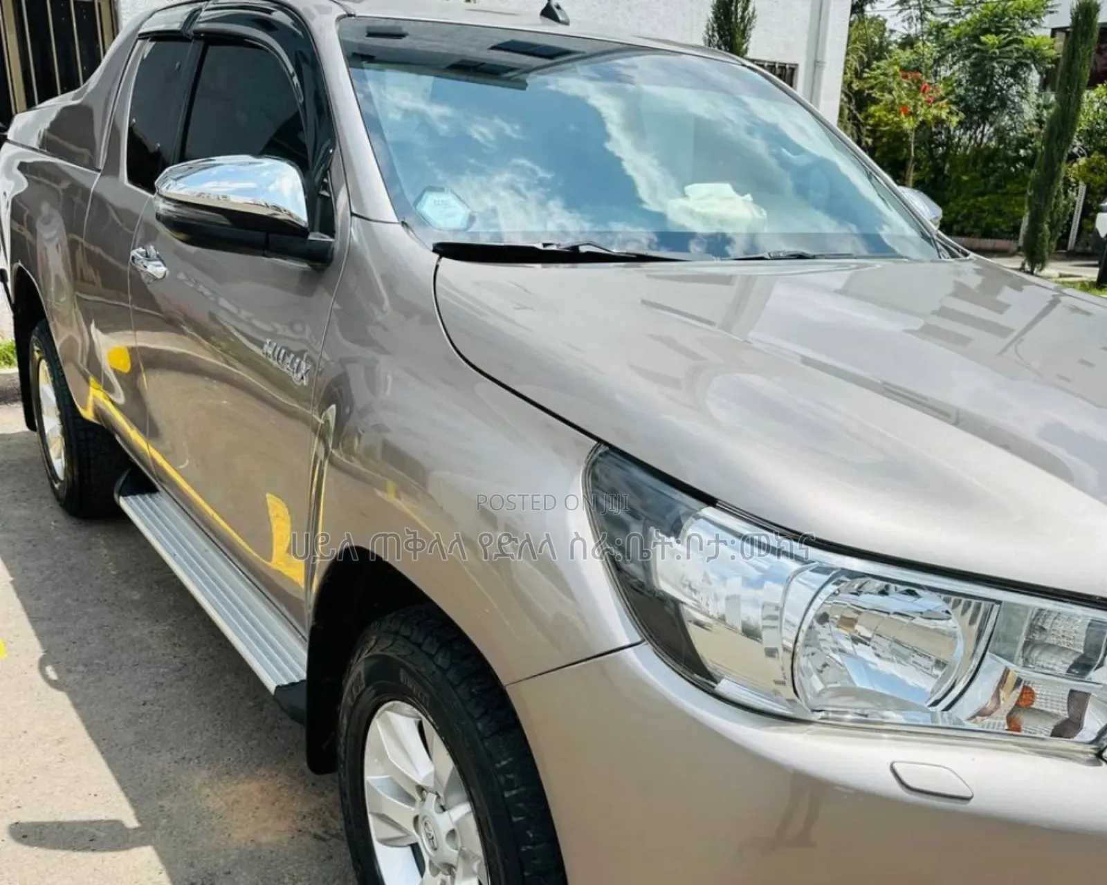 Toyota Hilux 2020 Gray