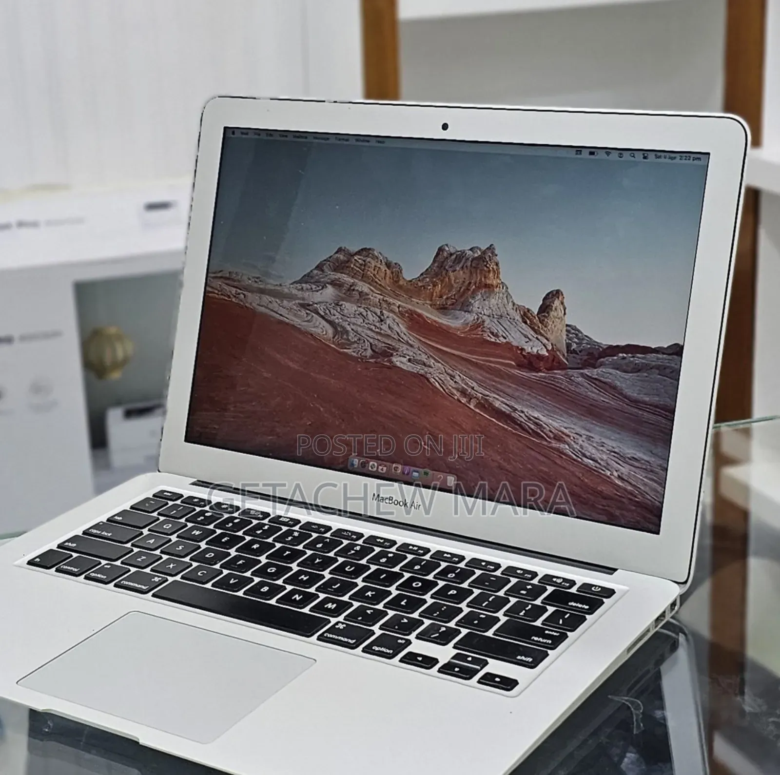 New Laptop Apple MacBook Air 2015 8GB Intel Core i5 SSD 128GB