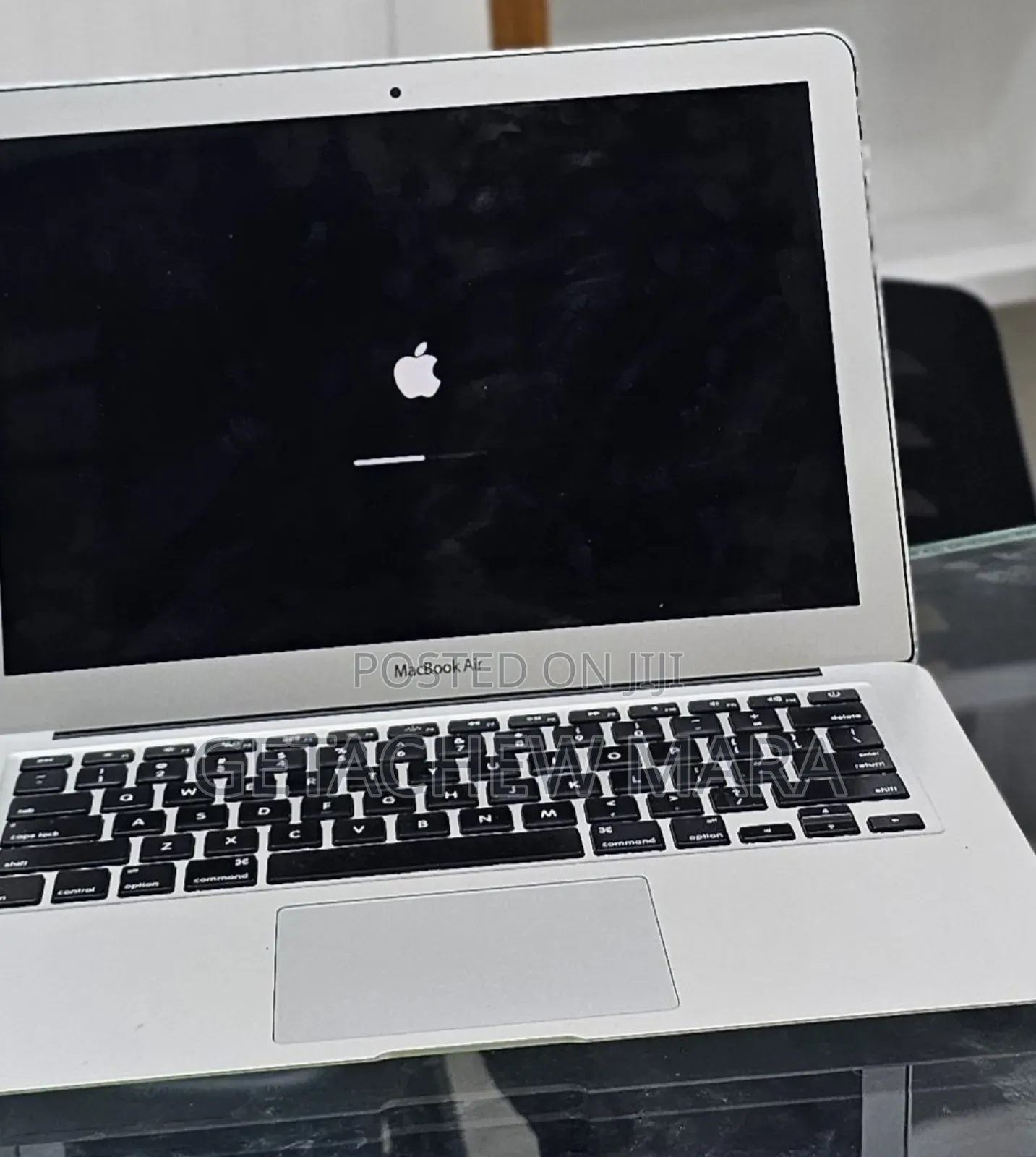 New Laptop Apple MacBook Air 2015 8GB Intel Core i5 SSD 128GB