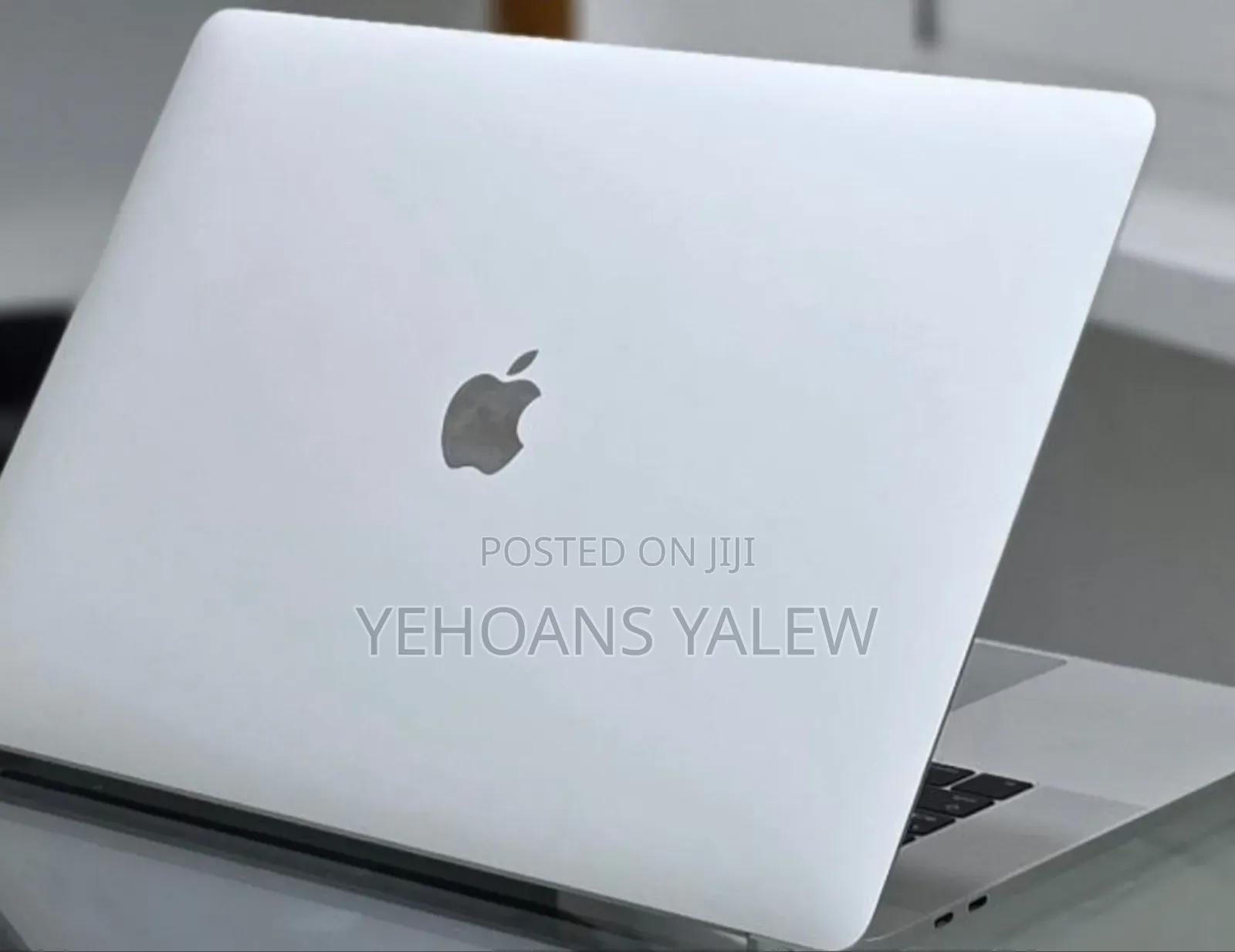 New Laptop Apple MacBook Pro 2016 16GB Intel Core i7 SSD 256GB
