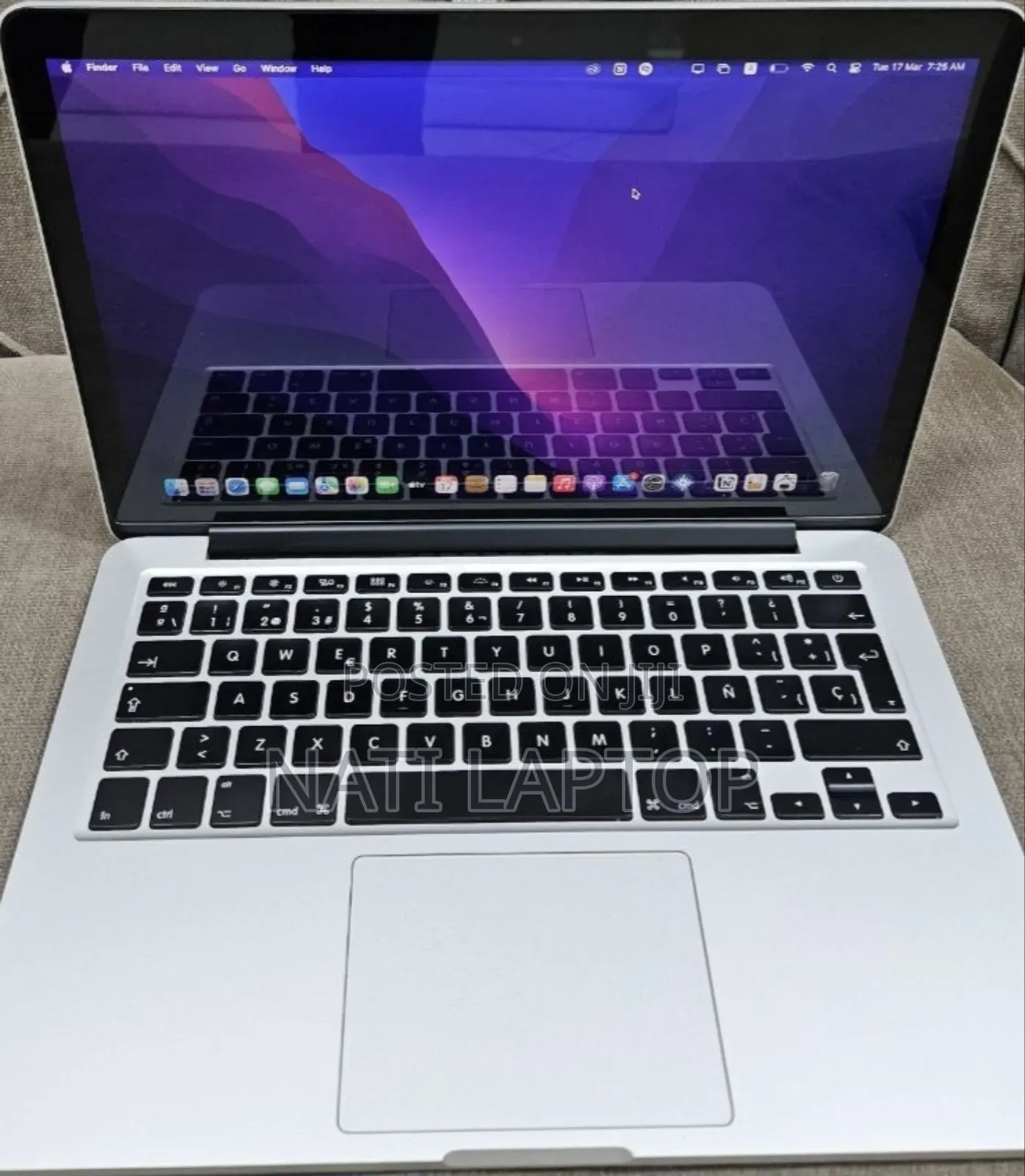 New Laptop Apple MacBook Pro 2015 8GB Intel Core i7 SSD 256GB