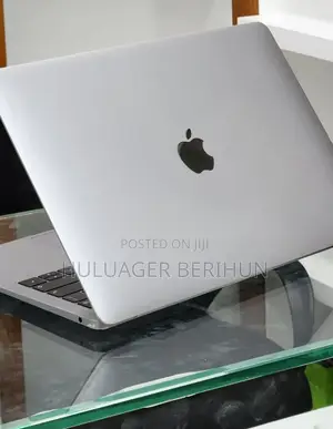 New Laptop Apple MacBook Air 2019 16GB Intel Core i5 SSD 256GB