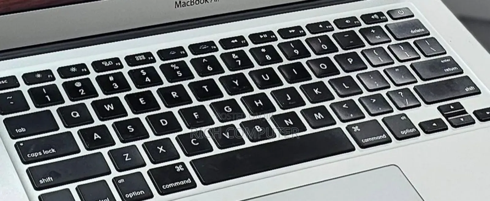 New Laptop Apple MacBook Air 2015 8GB Intel Core i5 SSD 128GB