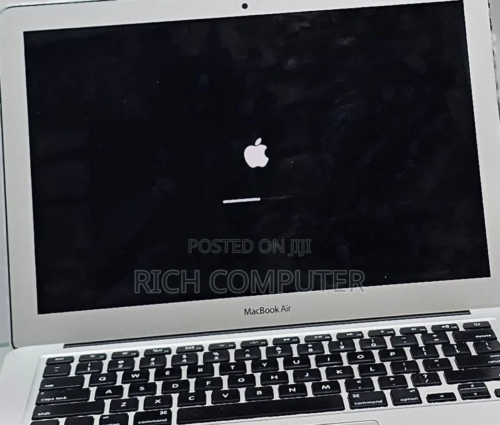 New Laptop Apple MacBook Air 2015 8GB Intel Core i5 SSD 128GB