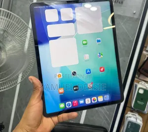 New Apple iPad Pro 12.9 (2017) 128 GB