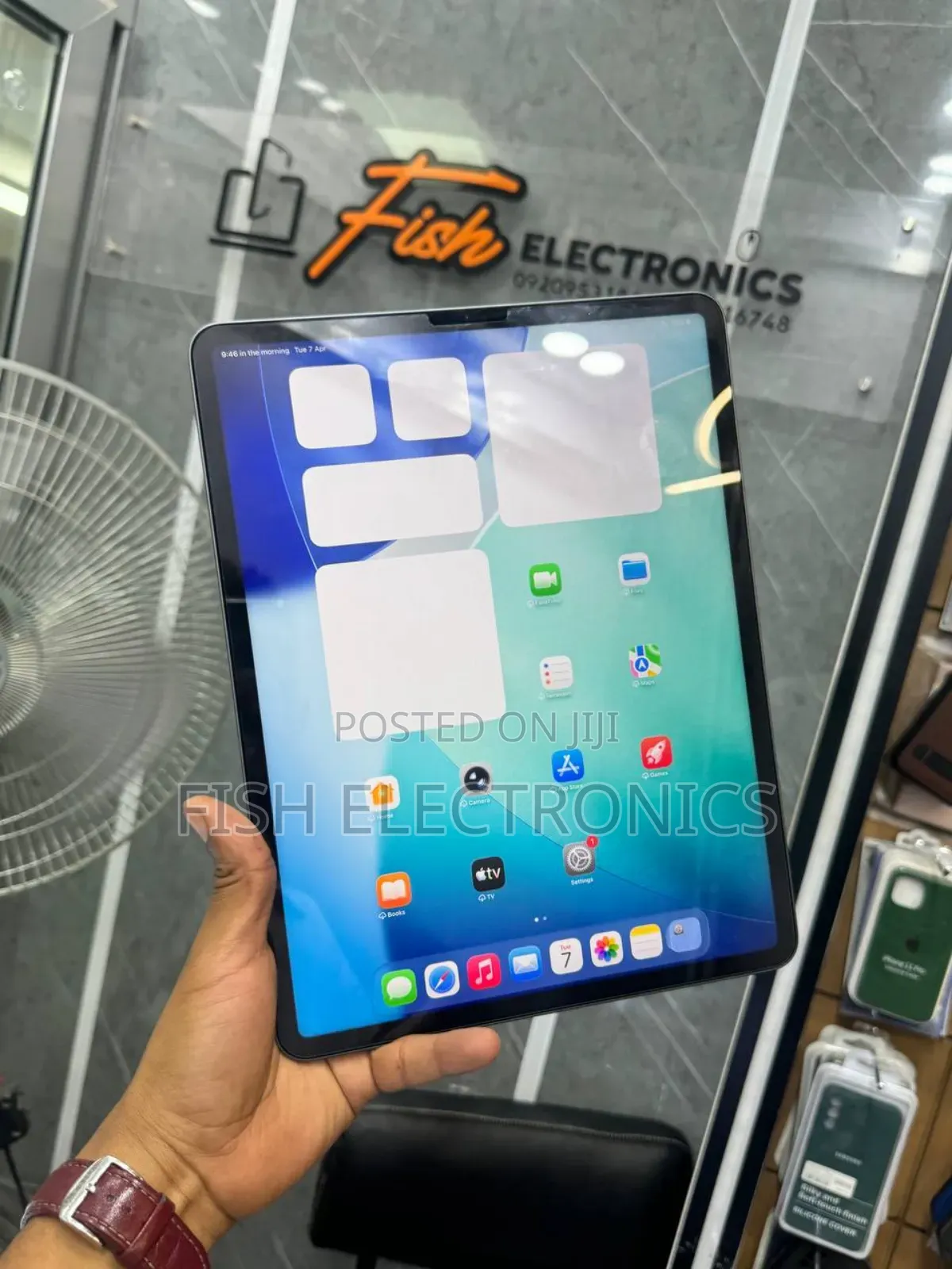 Apple iPad Pro 12.9 (2021) 128 GB Gray