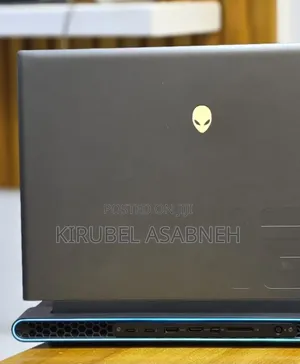 New Laptop Alienware M17x R2 16GB Intel Core i9 SSD 1T