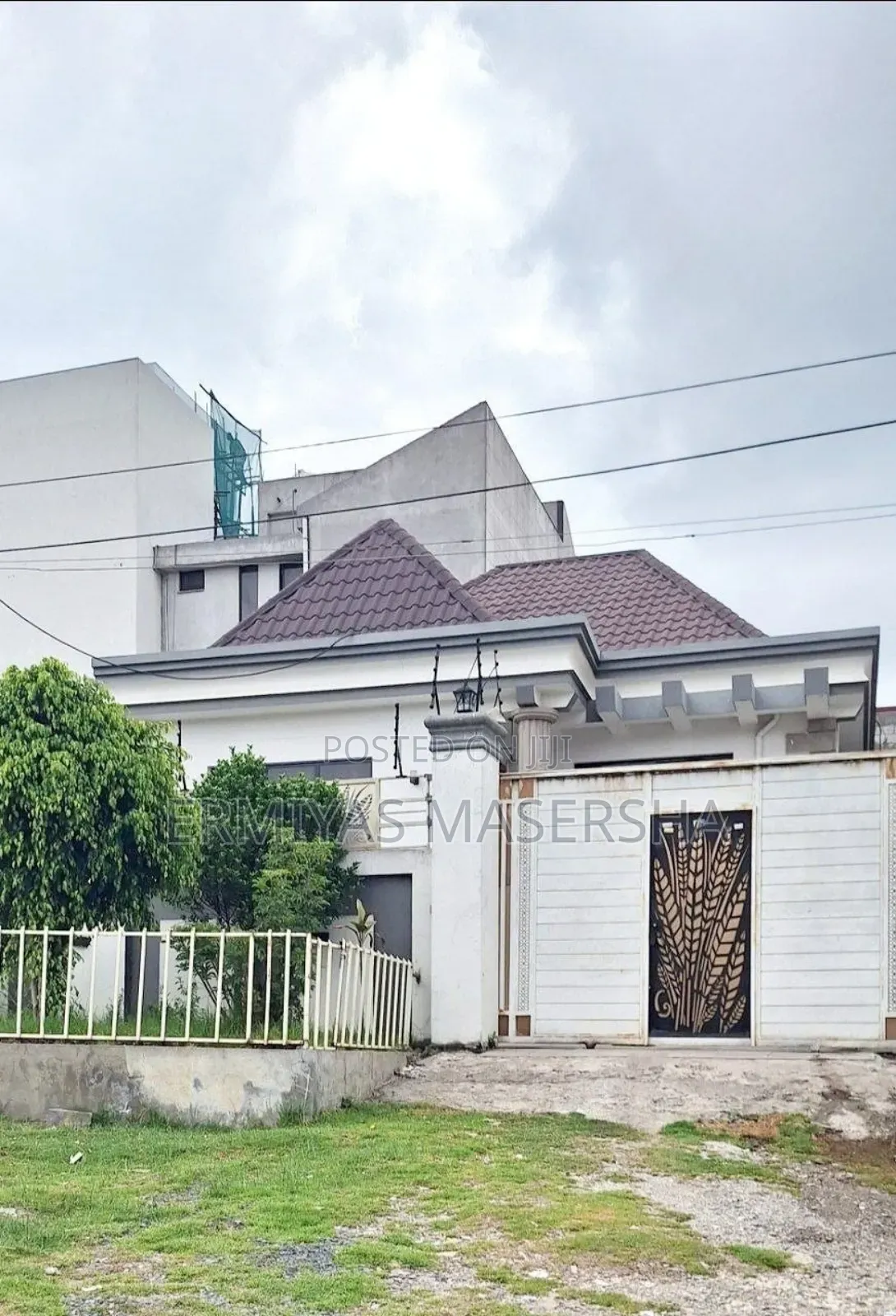 Furnished 5bdrm Villa in Bole for sale