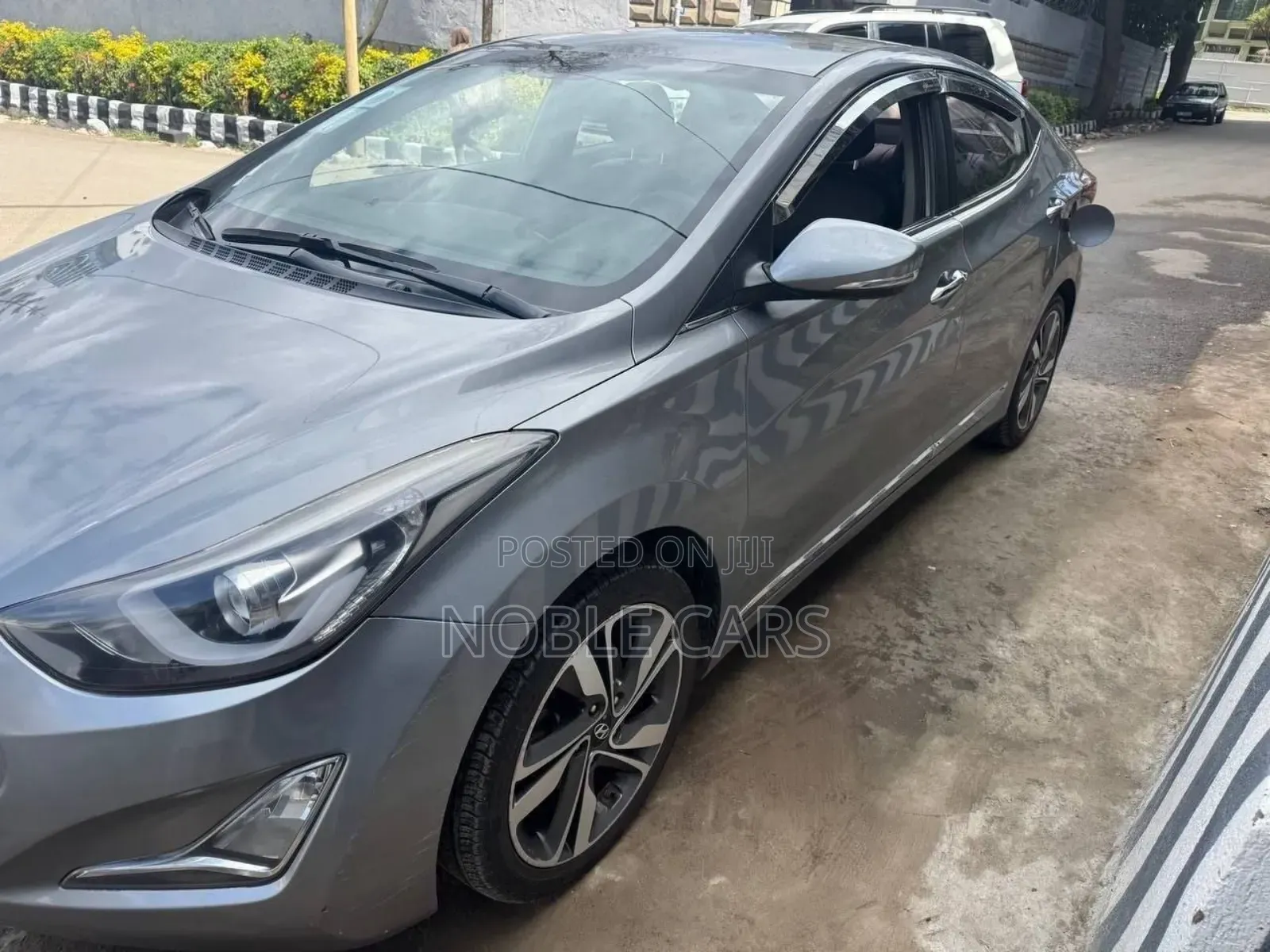Hyundai Avante 2015 Silver