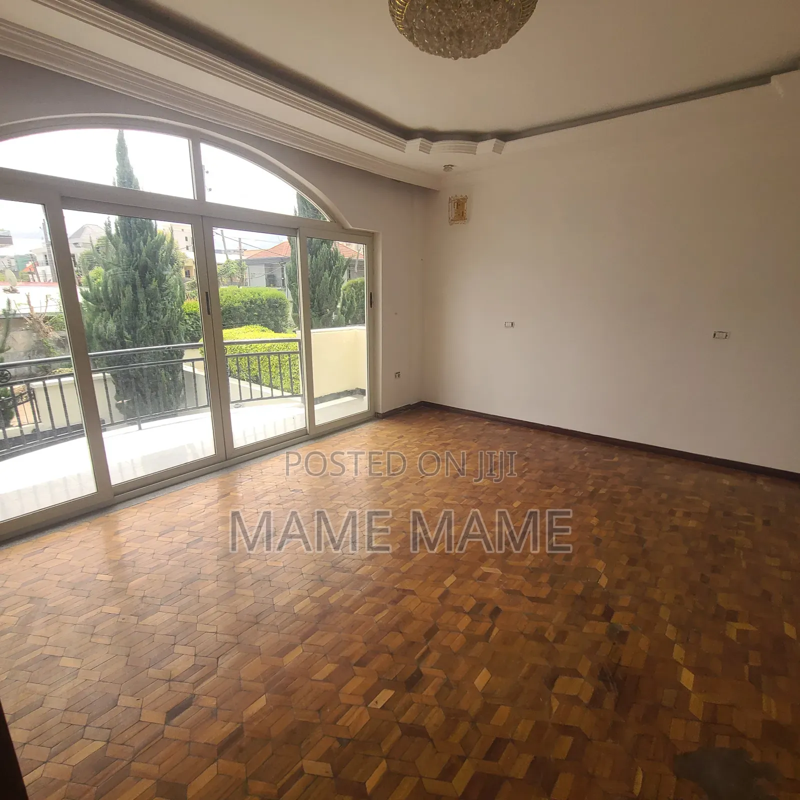 5bdrm House in Addis Abeba, Bole for rent