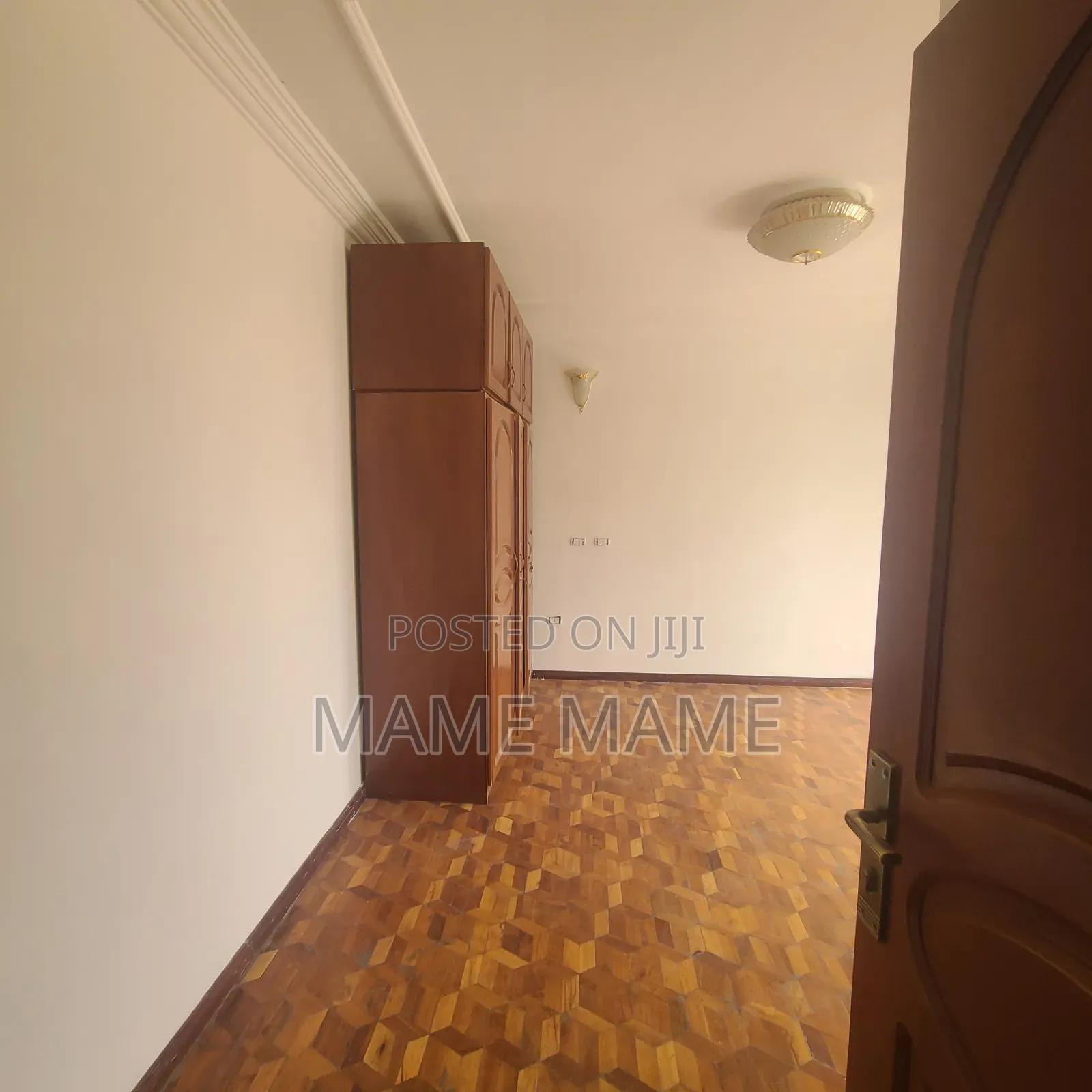 5bdrm House in Addis Abeba, Bole for rent