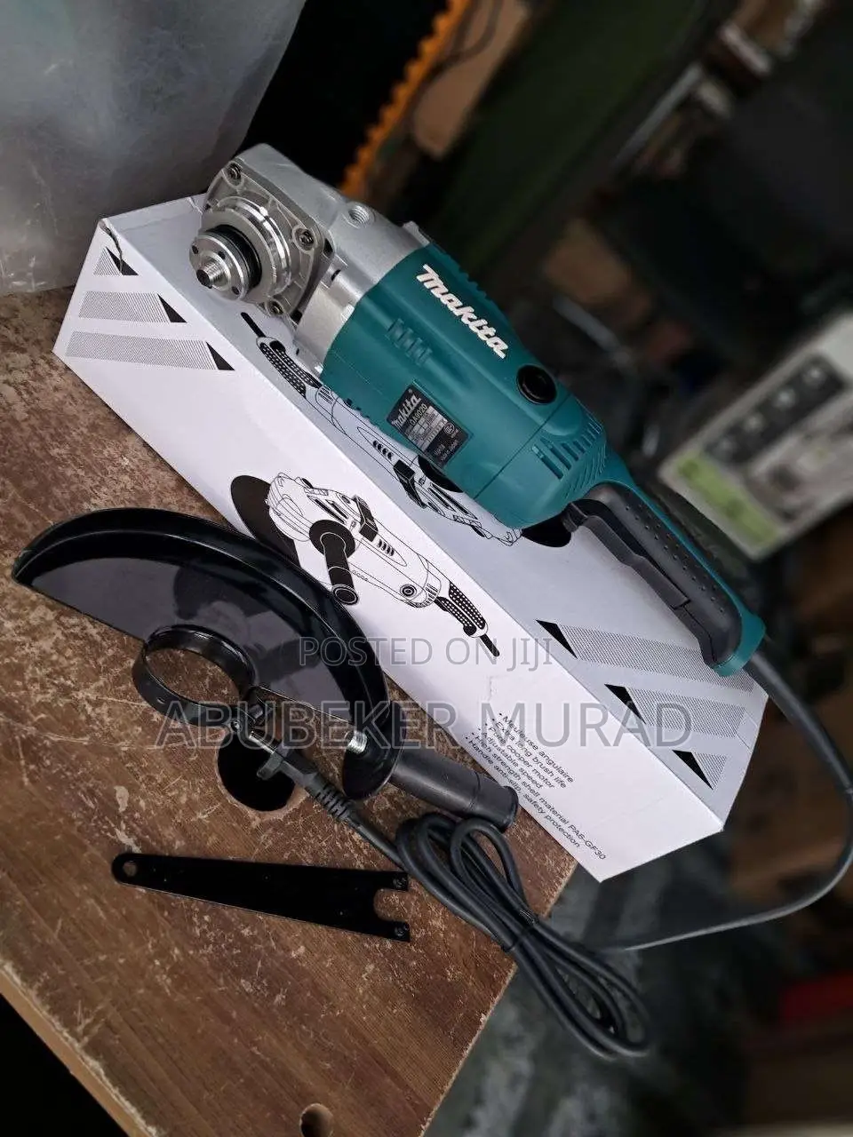 Makita Grinder