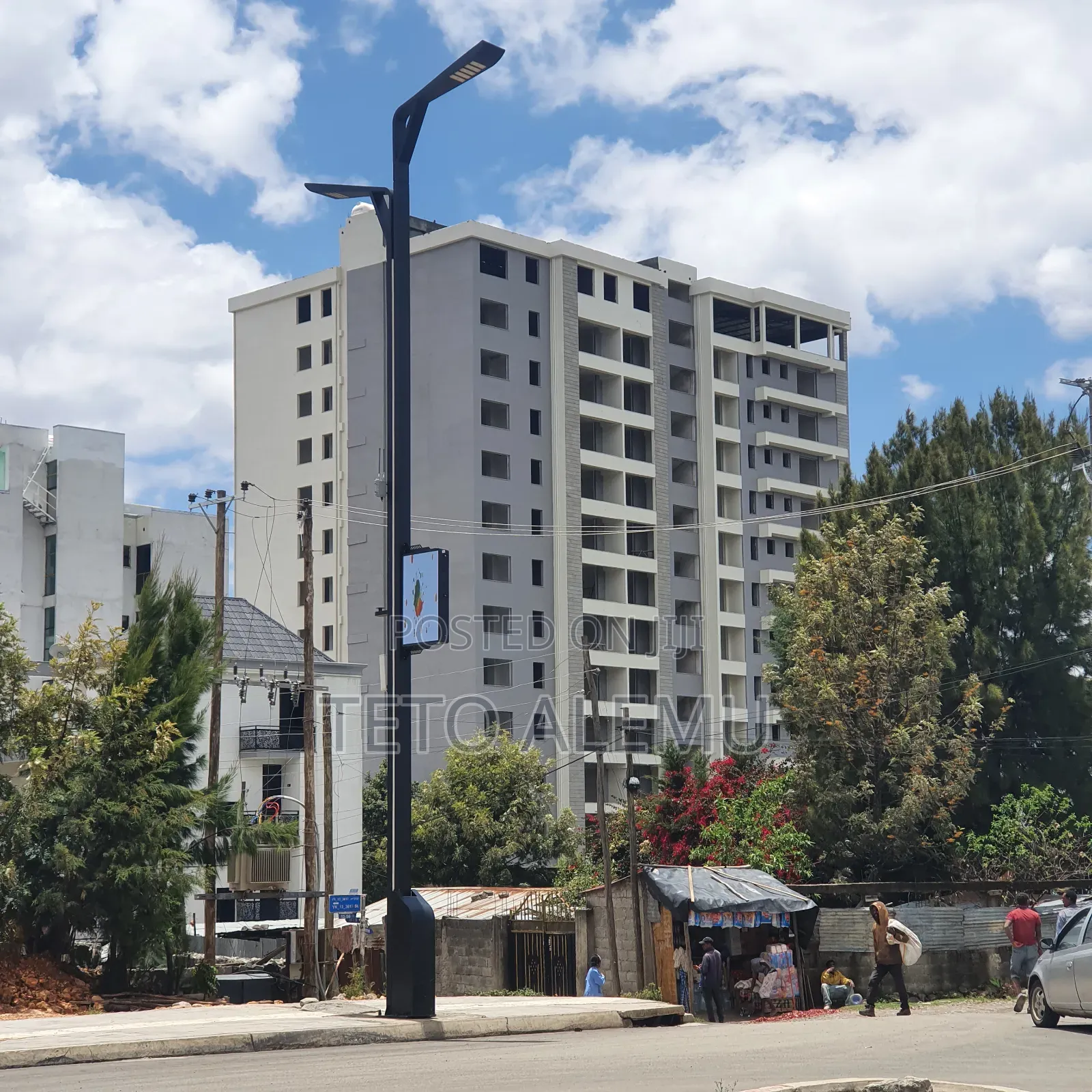 ፍየል ቤት 500 ካሬ መሬት 65ሚ ፣ ምርጥ የኢንቨስትመንት ዕድል!