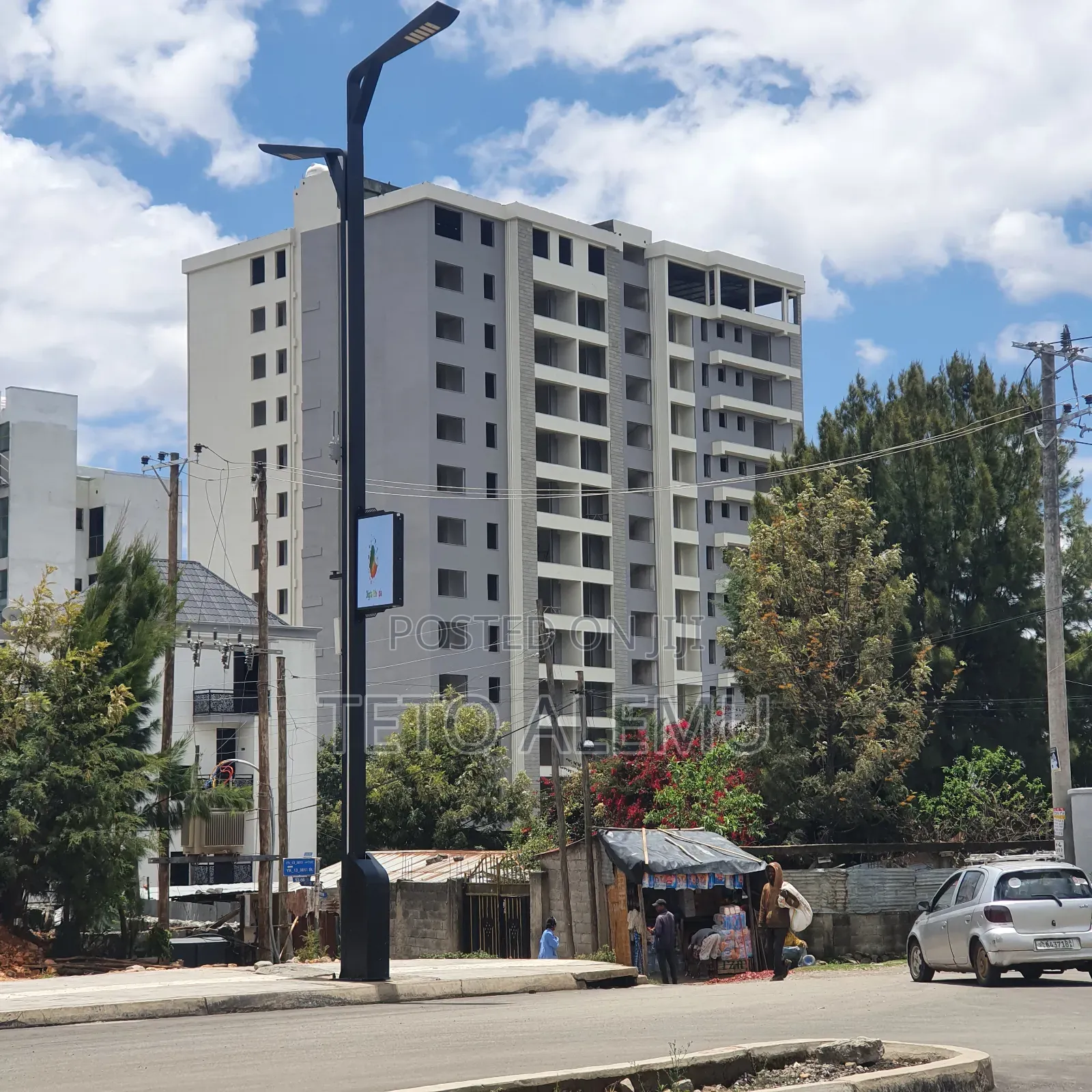 ፍየል ቤት 500 ካሬ መሬት 65ሚ ፣ ምርጥ የኢንቨስትመንት ዕድል!