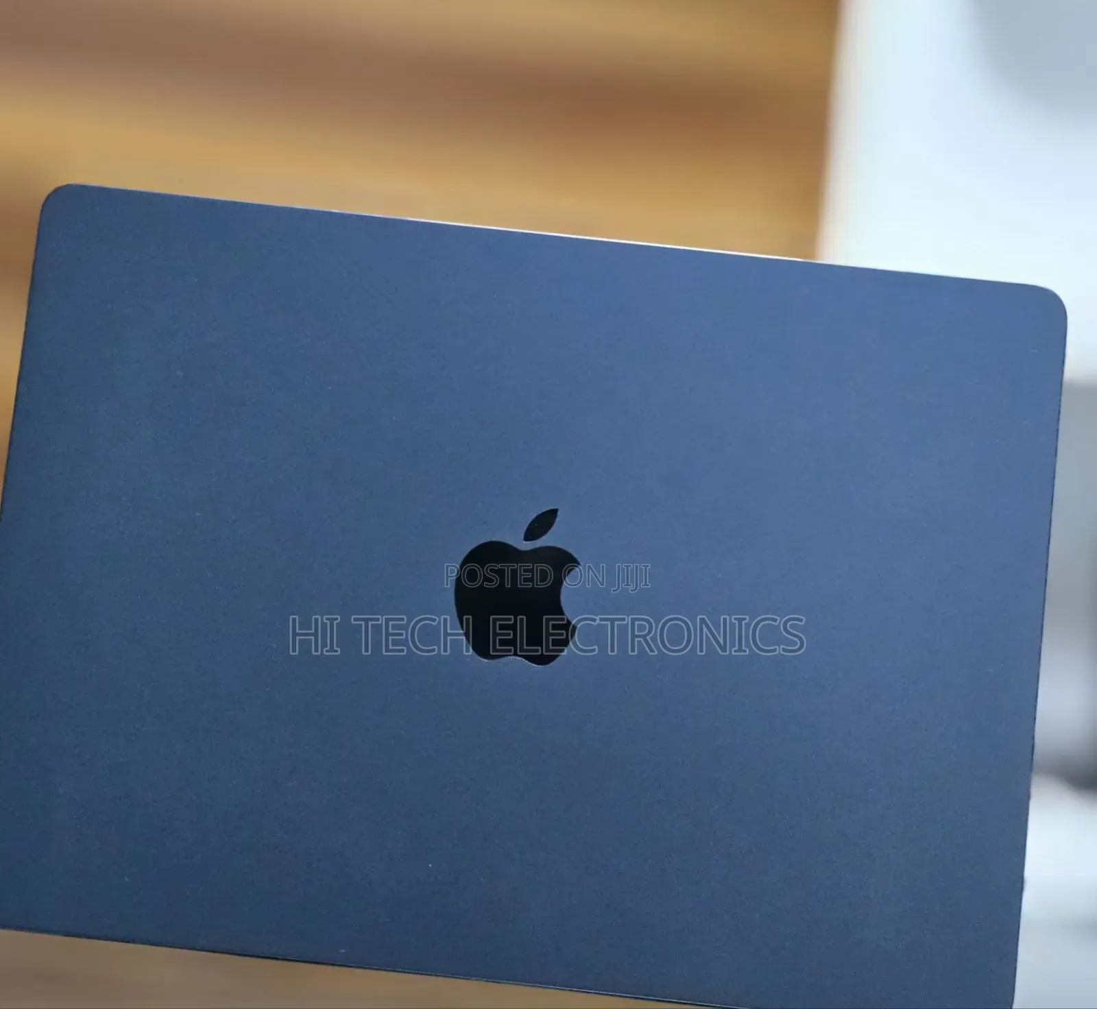 New Laptop Apple MacBook Air 2025 M4 13-inch 16GB Apple M4 SSD 256GB