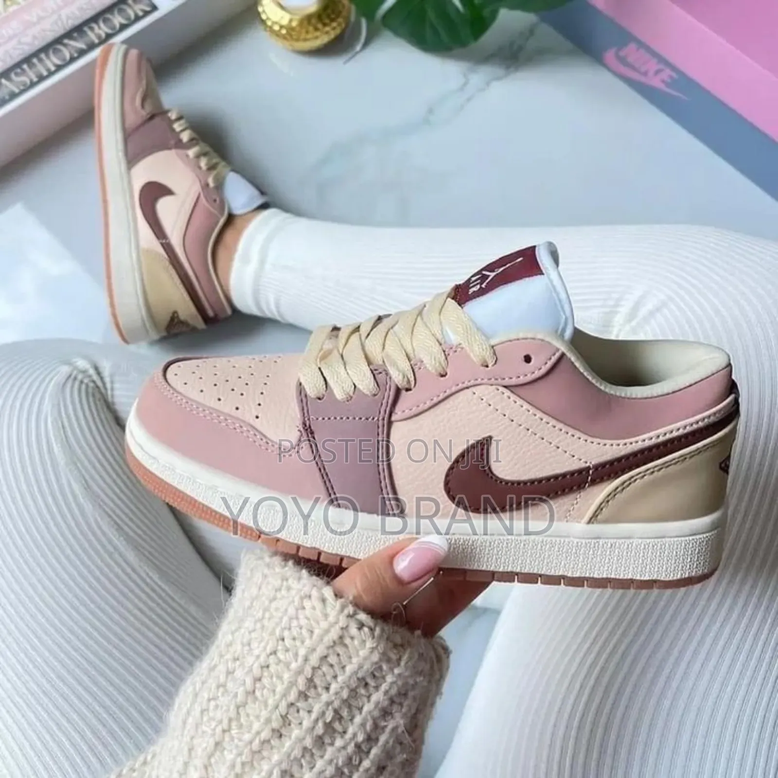 Nike Women's Air Jordan 1 Low Se "Dark Pony" Fashion Shoes