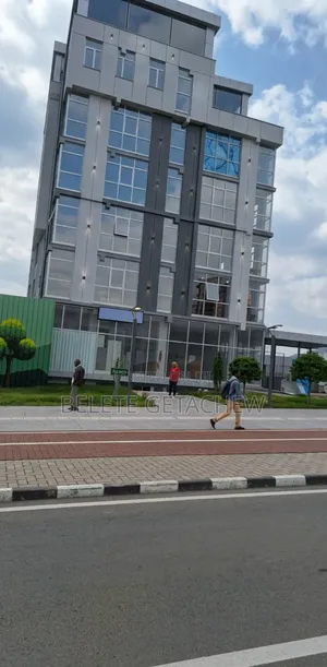 6 Kilo, G+5 Commercial Building for Sale 362sqm