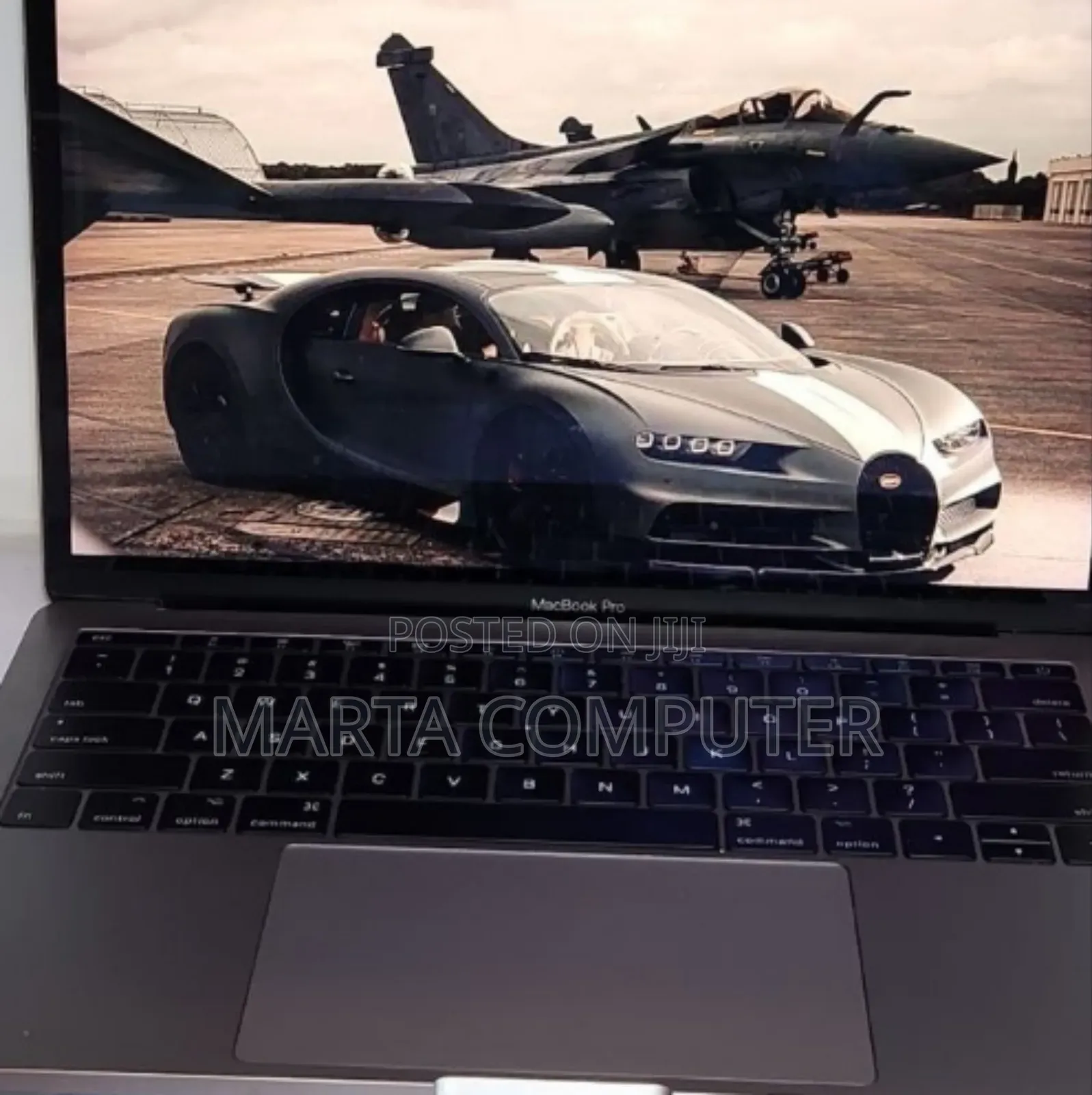 New Laptop Apple MacBook Pro 2017 8GB Intel Core i5 SSD 256GB