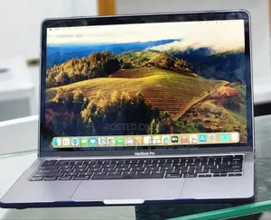 New Laptop Apple MacBook Pro 2020 M1 8GB Apple M1 Pro SSD 512GB