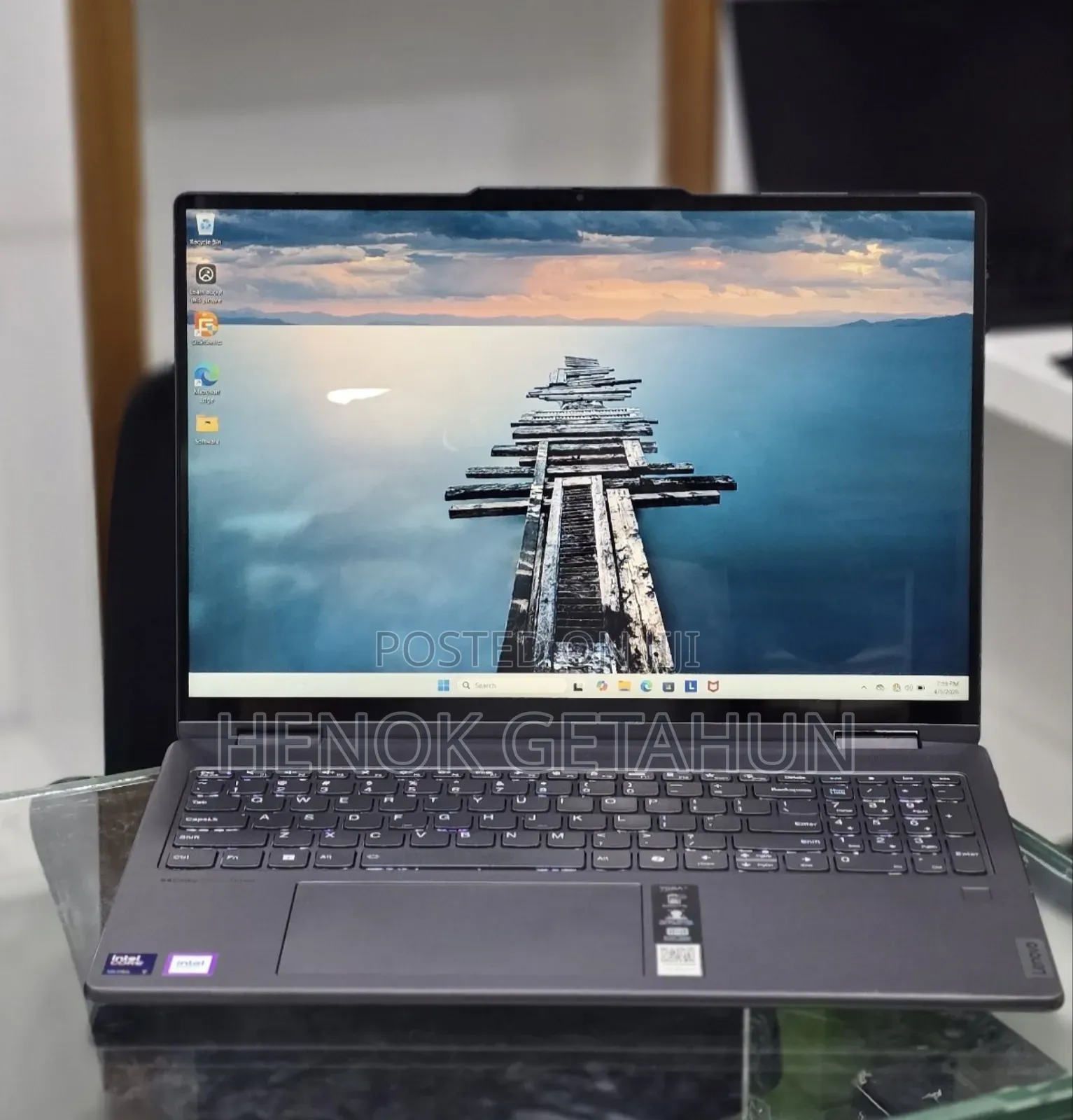 New Laptop Lenovo ThinkPad Yoga 16GB Intel Core Ultra 7 SSD 512GB