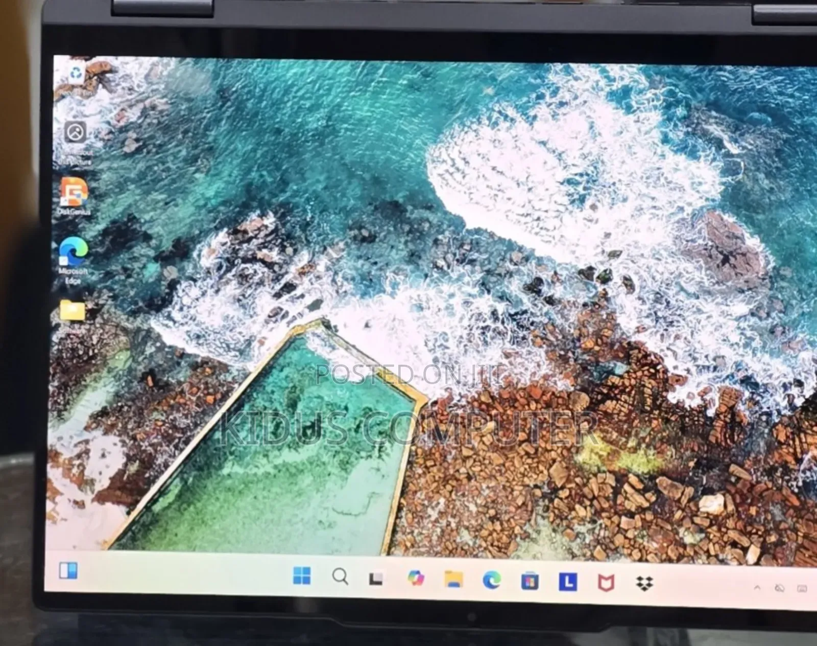New Laptop Lenovo Yoga 7i 16GB Intel Core i7 SSD 512GB