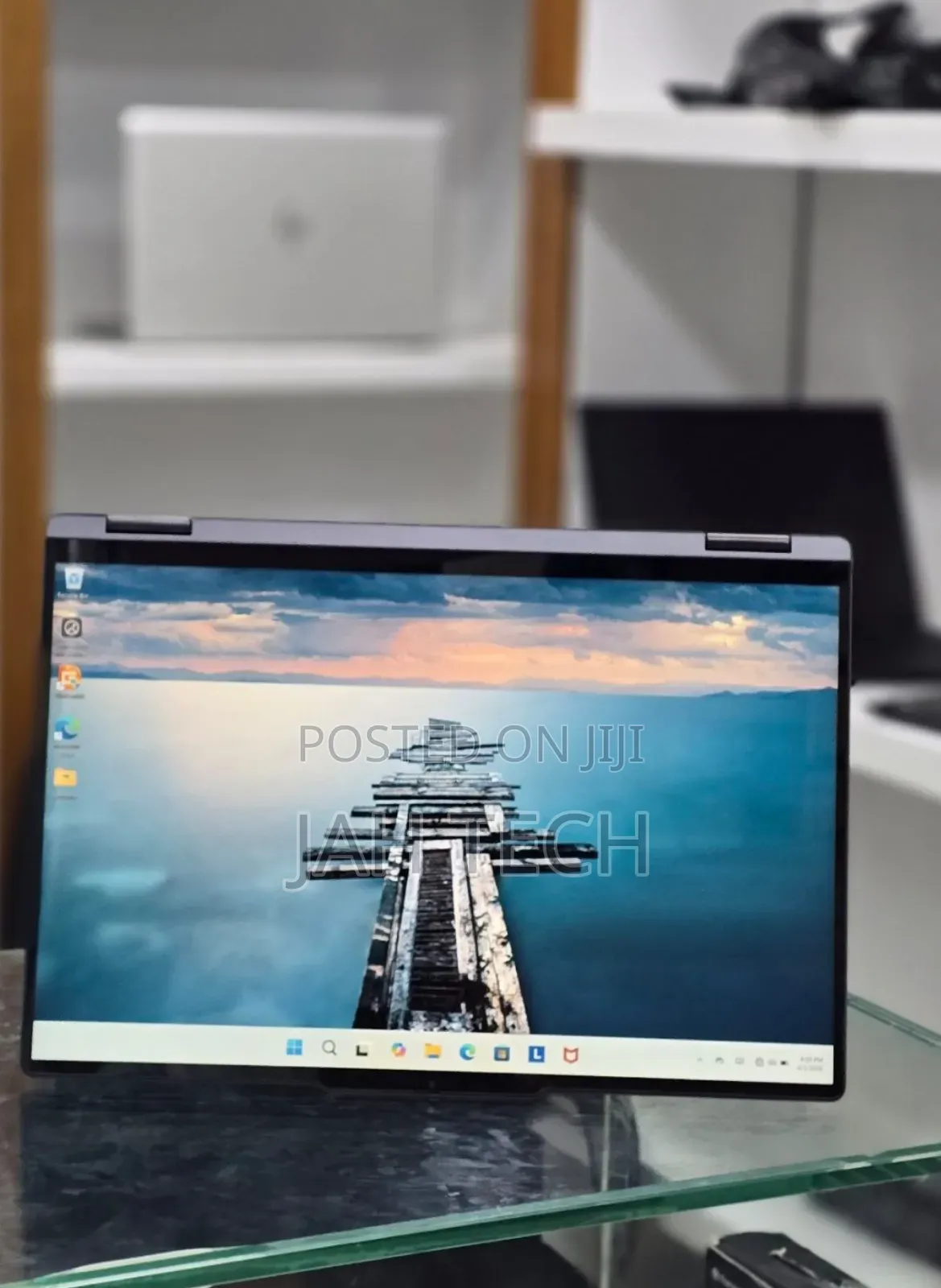 New Laptop Lenovo Yoga 7i 16GB Intel Core Ultra 7 SSD 1T