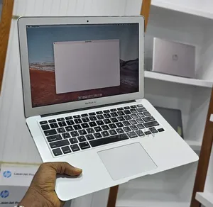 New Laptop Apple MacBook Air 2015 8GB Intel Core i5 SSD 128GB