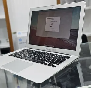 New Laptop Apple MacBook Air 2015 8GB Intel Core i5 SSD 128GB