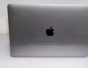 New Laptop Apple MacBook Pro 2017 8GB Intel Core i5 SSD 256GB