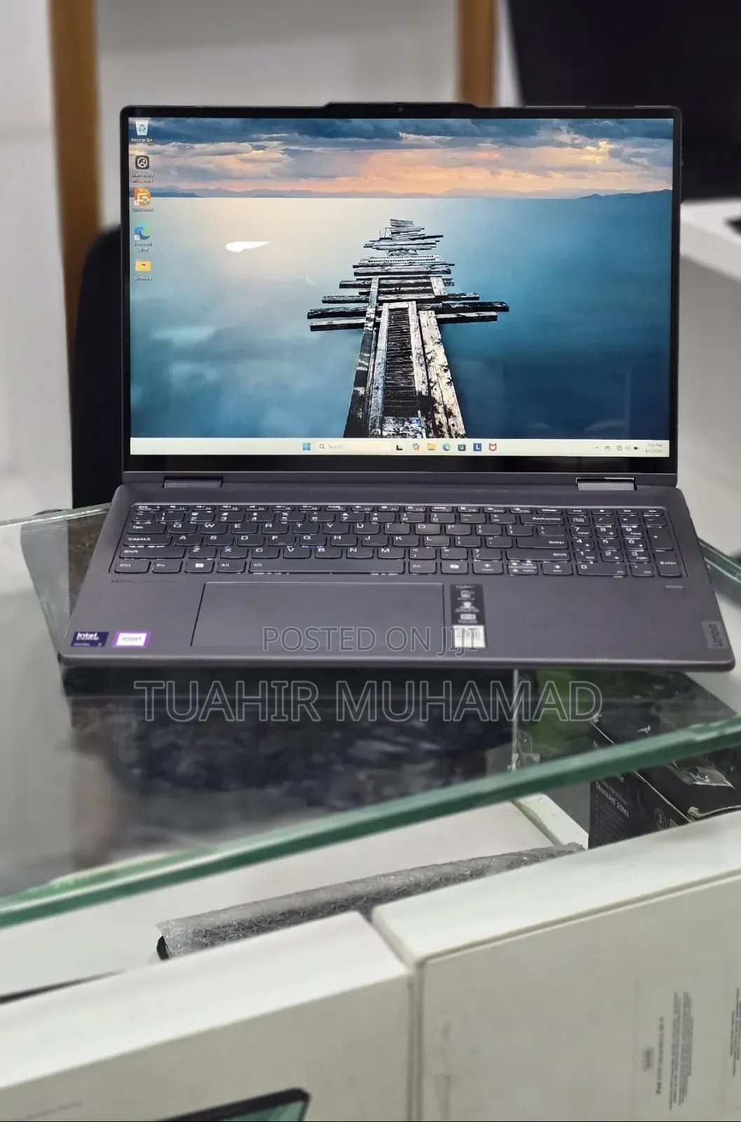 New Laptop Lenovo Yoga 7i 16GB Intel Core Ultra 7 SSD 512GB