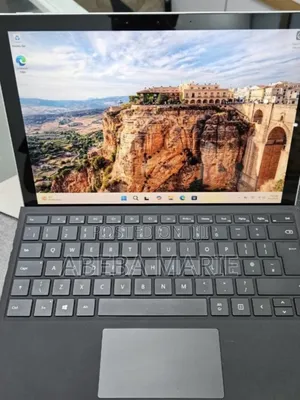 New Laptop Microsoft Surface Pro 7 16GB Intel Core i7 SSD 256GB