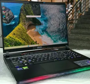 New Laptop MSI Raider GE76 12UGS 32GB Intel Core i9 SSD 1T