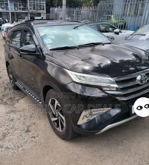 Toyota Rush 2018 Brown