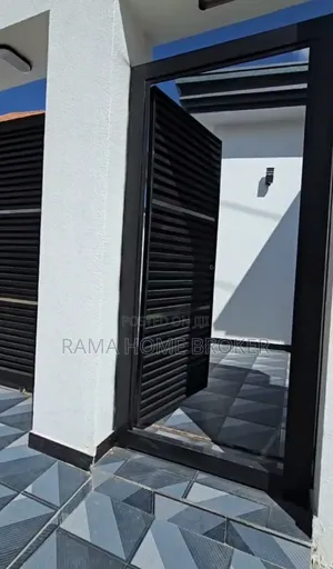 Furnished 3bdrm Villa in አያት ዞን አካባቢ, Yeka for sale