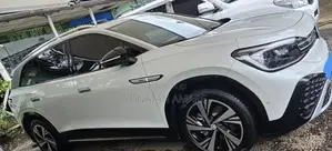 Volkswagen ID.6 2024 White