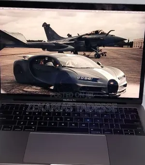 New Laptop Apple MacBook Pro 2017 8GB Intel Core i5 SSD 256GB
