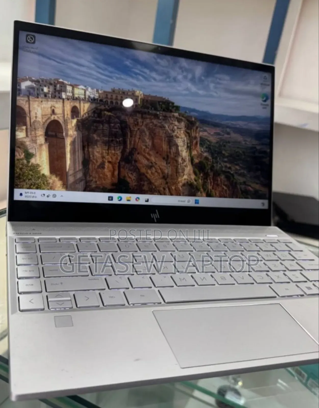 New Laptop HP Envy 13 16GB Intel Core i5 SSD 512GB