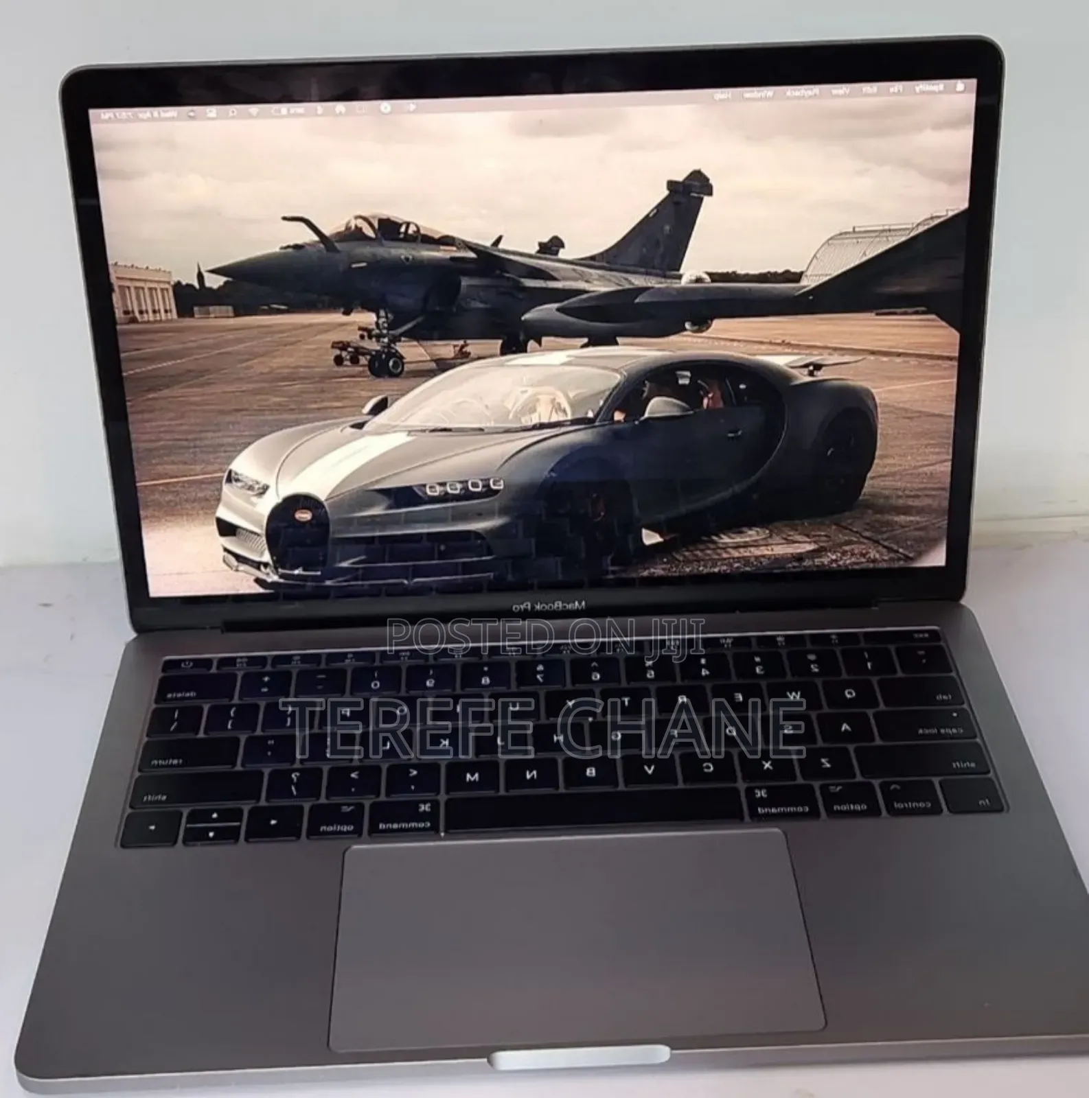 New Laptop Apple MacBook Pro 2019 8GB Intel Core i5 SSD 256GB