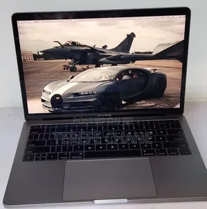 New Laptop Apple MacBook Pro 2019 8GB Intel Core i5 SSD 256GB