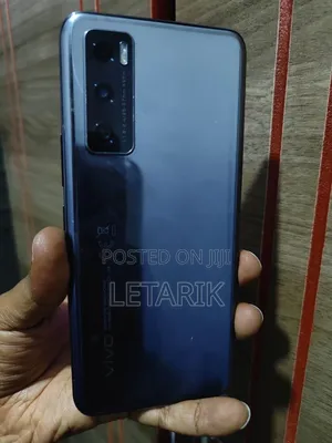 Vivo V23 128 GB