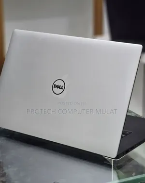 New Laptop Dell Precision 5520 16GB Intel Core i7 SSD 512GB