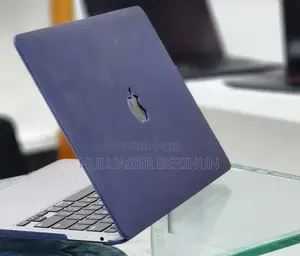New Laptop Apple MacBook Pro M1 8GB Apple M1 Pro SSD 512GB