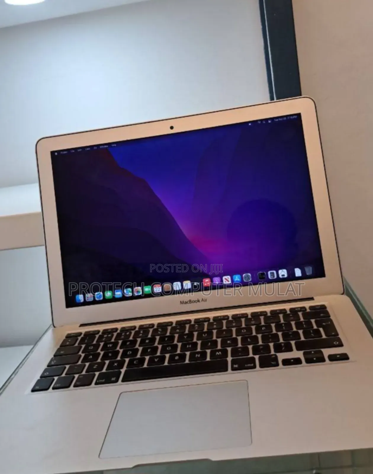 New Laptop Apple MacBook Air 2017 8GB Intel Core i5 SSD 128GB