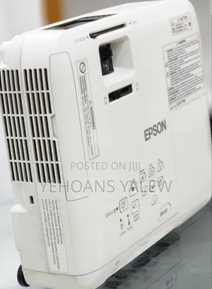 Rbrand New With Manual Epson Projector Model Name: Eb-X31 Hardware
