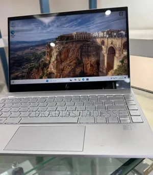 New Laptop HP Envy 13 16GB Intel Core i5 SSD 512GB
