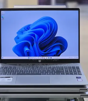 New Laptop HP Pavilion 15 16GB Intel Core Ultra 5 SSD 512GB