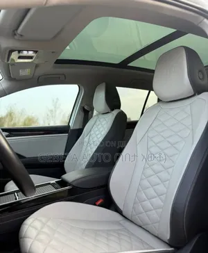 Volkswagen ID.6 2022