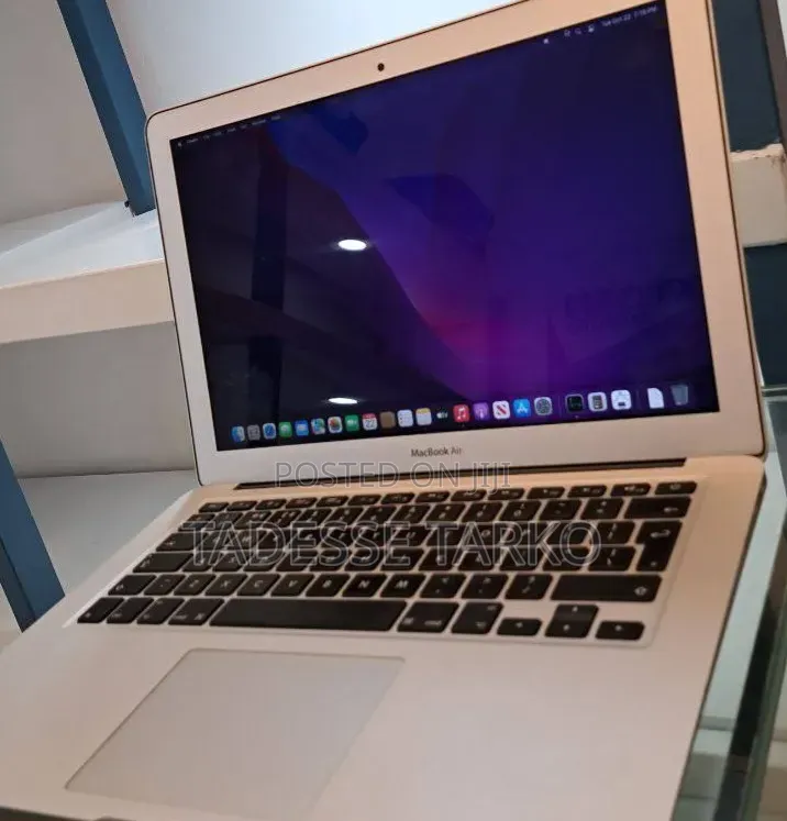New Laptop Apple MacBook Air 2017 8GB Intel Core i5 SSD 128GB