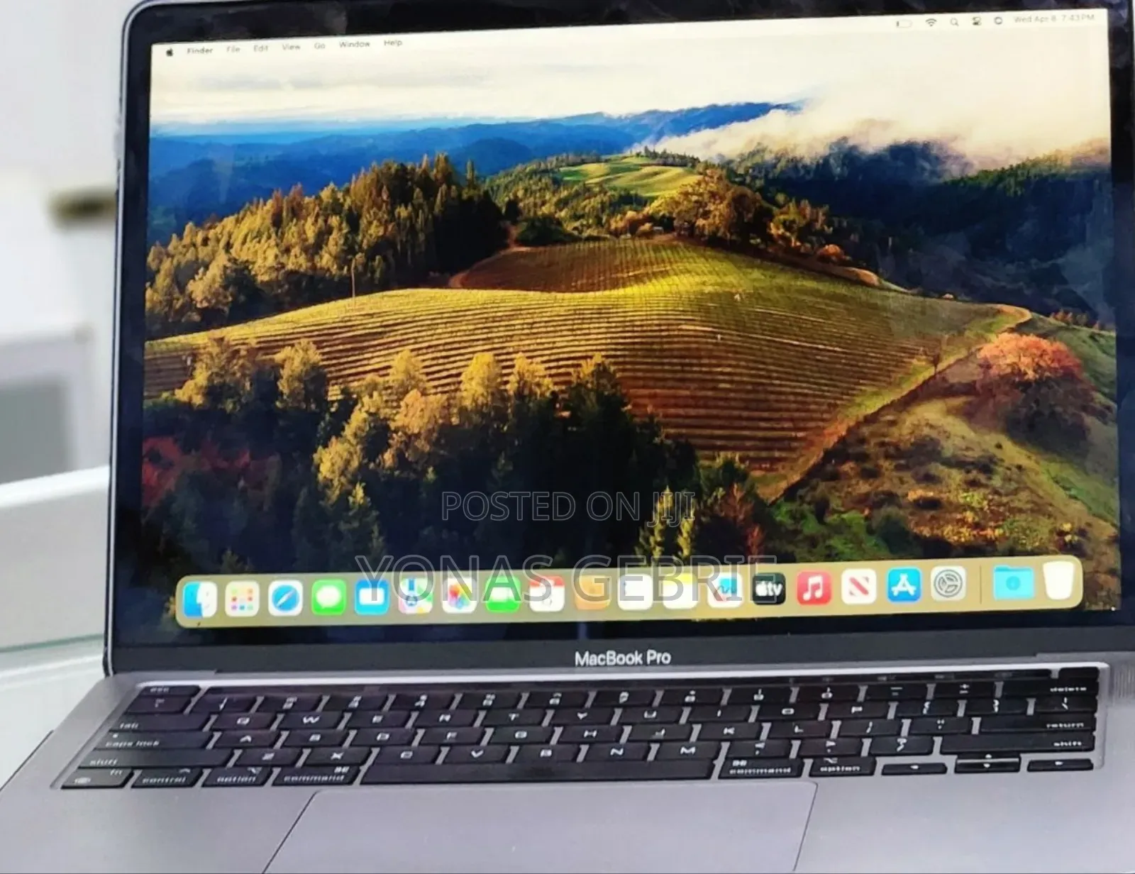 New Laptop Apple MacBook 8GB Apple M1 SSD 512GB